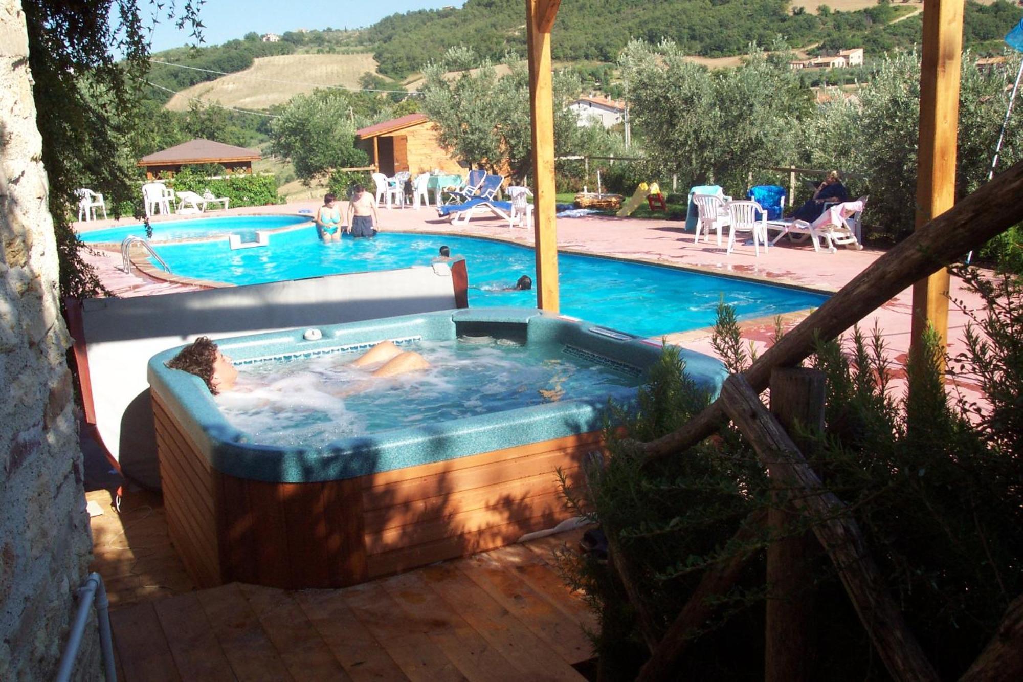 Agriturismo La Casella San Terenziano Buitenkant foto